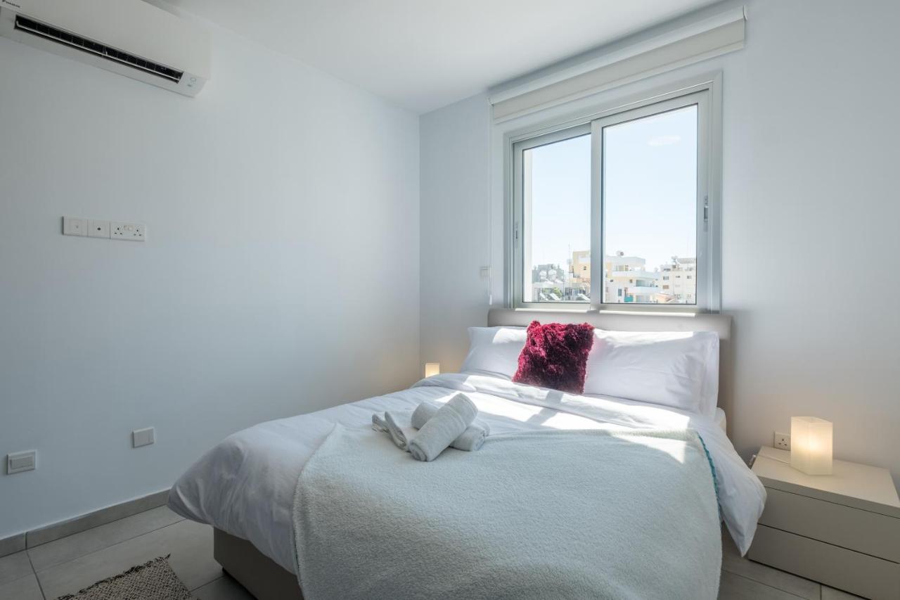 Solaar Apartments Faneromeni Larnaca Buitenkant foto